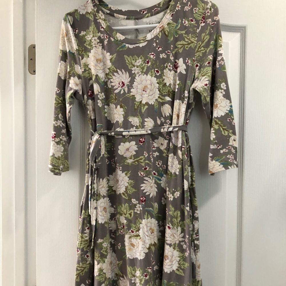 Latched mama nursing dress.